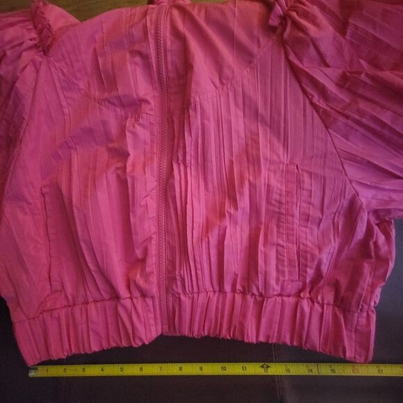Retro Vibrant Pink Cropped Jacket - Picture 11 of 12